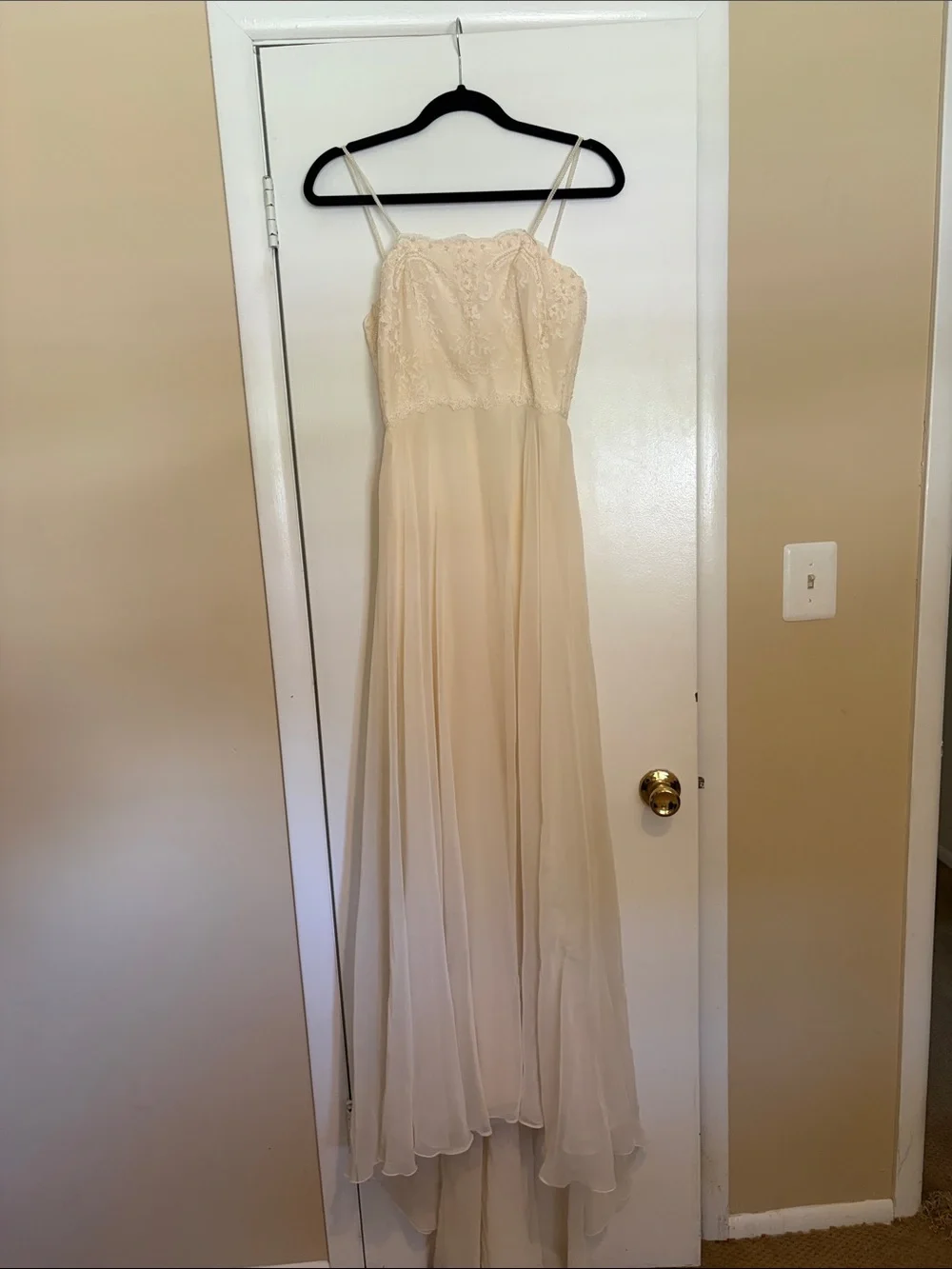 Vintage Bianchi Wedding gown, size 10 - Picture 1 of 9